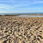 Neuf Avec Terrasse - Proche Centre & Gare Lisieux