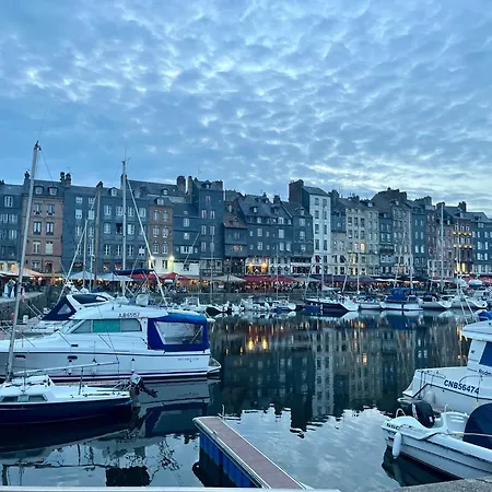 Neuf Avec Terrasse - Proche Centre & Gare Apartment Lisieux