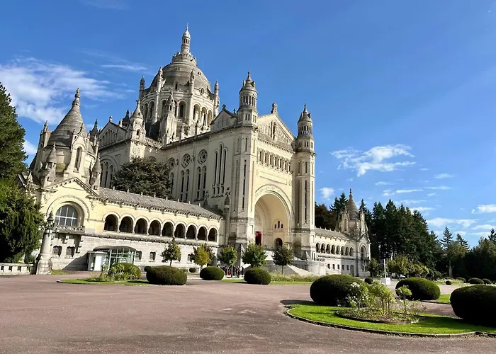Neuf Avec Terrasse - Proche Centre & Gare Lisieux