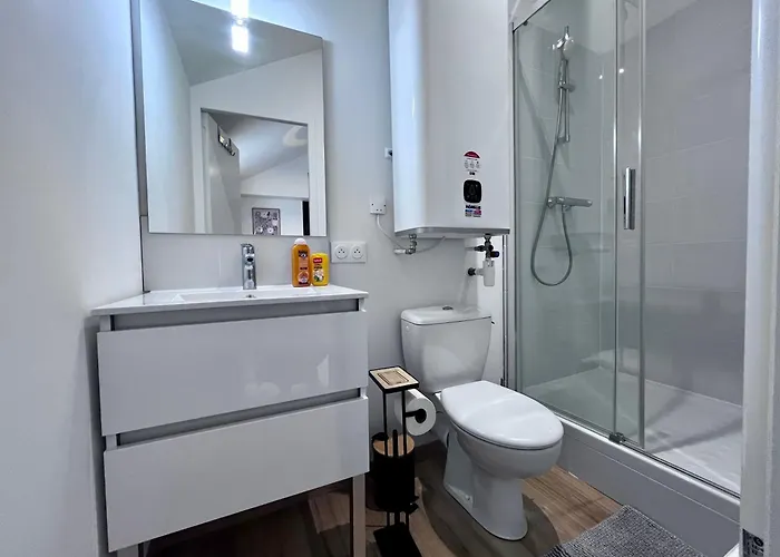 Apartment Neuf Avec Terrasse - Proche Centre & Gare Lisieux